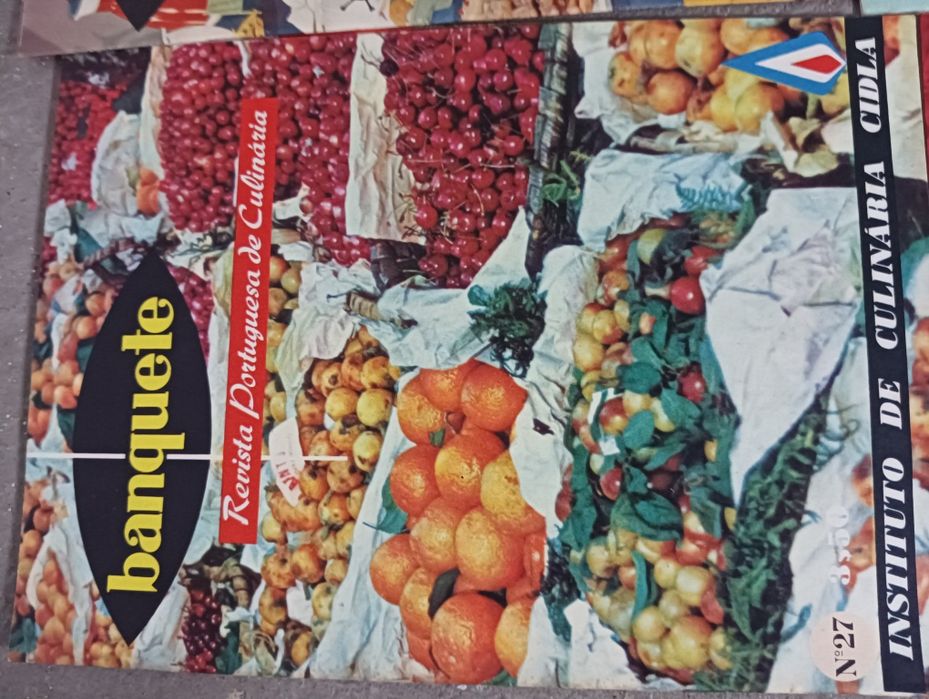Livros antigos banquete
