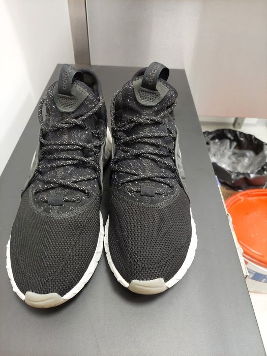 Buty Adidas TBLR.RS roz.42 2/3