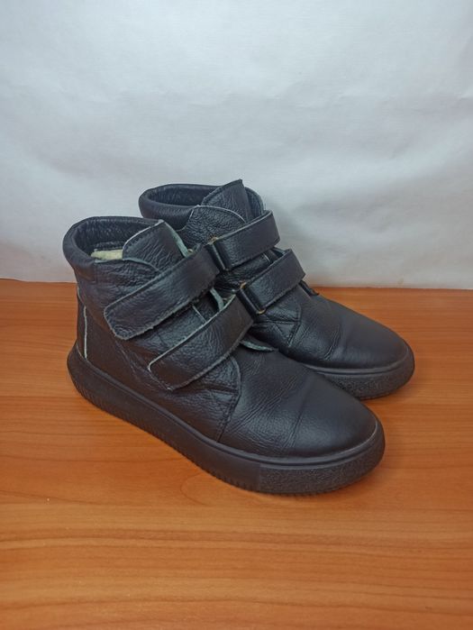 Зимние кожаные ботинки для мальчика б/у размер 37