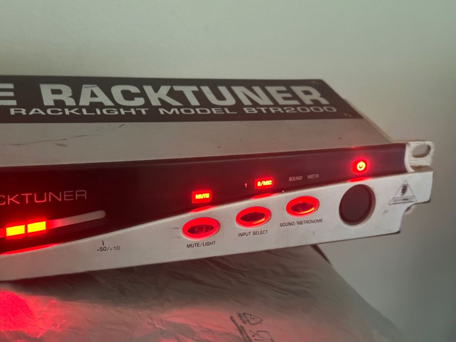 Para tocar sempre afinado e no tempo - rack tuner high performance!