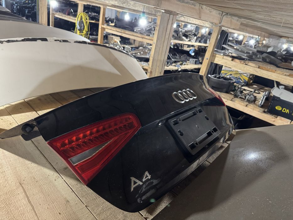 Кришка багажника A6C7 , ляда A4B8 a6c7, кришка Ауді