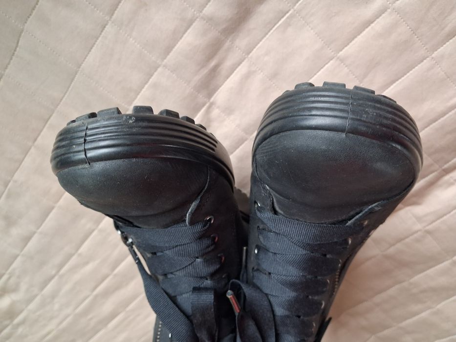 Ботинки черевики 39 розмір ессо нубук зима