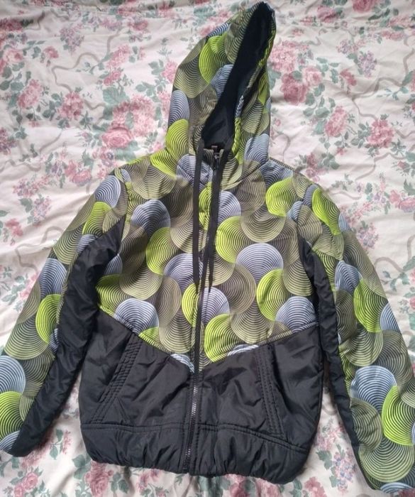 Куртка демисезонка. 9-10 лет