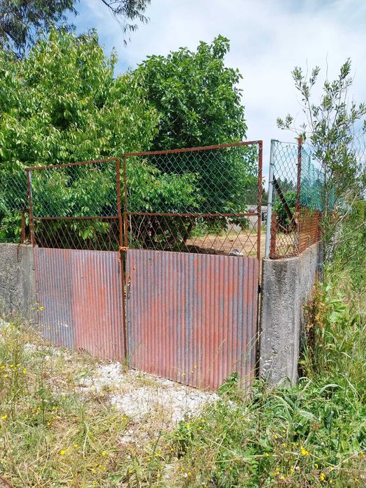 Terreno rústico com capacidade construtiva