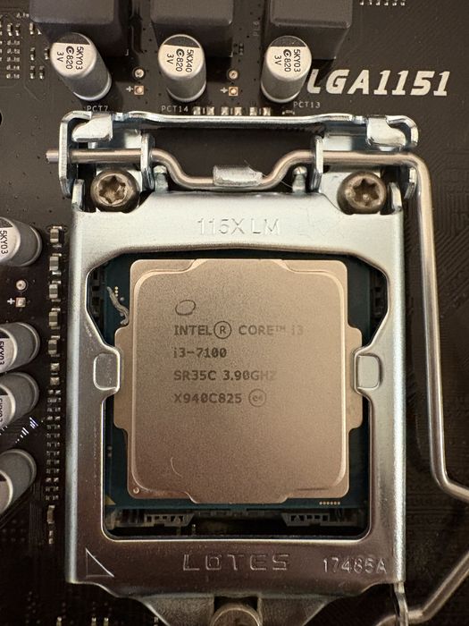 Материнская плата Вiostar TB-250-BTC PRO с процессором intel i3-7100