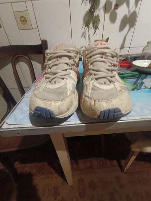 кросовки асикс 43 размер