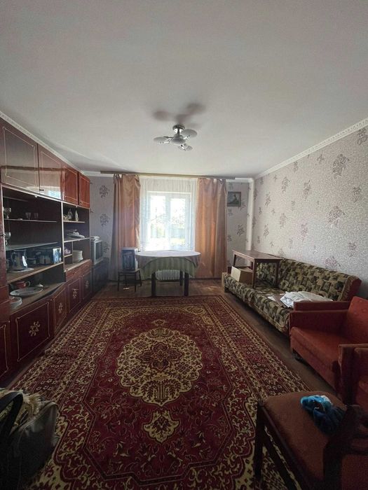 Цегляний будинок в с. Сілець, 7 км від Шептицького