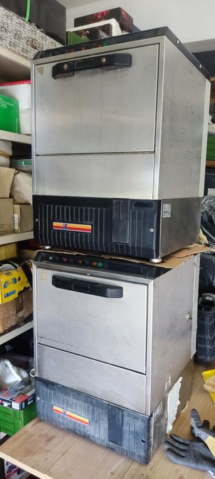 Máquina de lavar loiça, chávenas e copos industrial