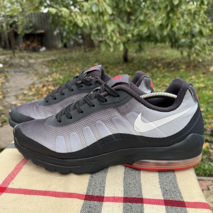 Кроссовки Nike Air Max Invigor Black/White, 46 размер, Оригинал, Кросівки