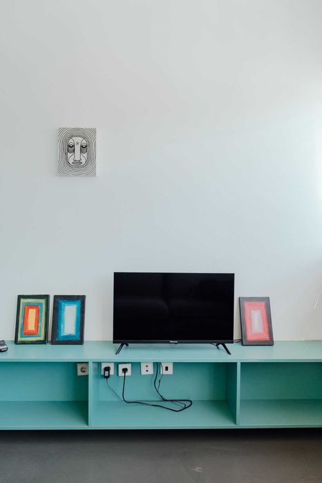 Apartamento T1 renovado junto ao Metro da Trindade
