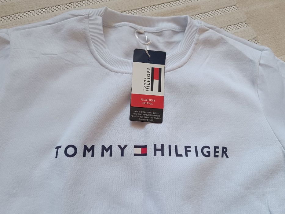 Bluza  dresowa L biała nowa