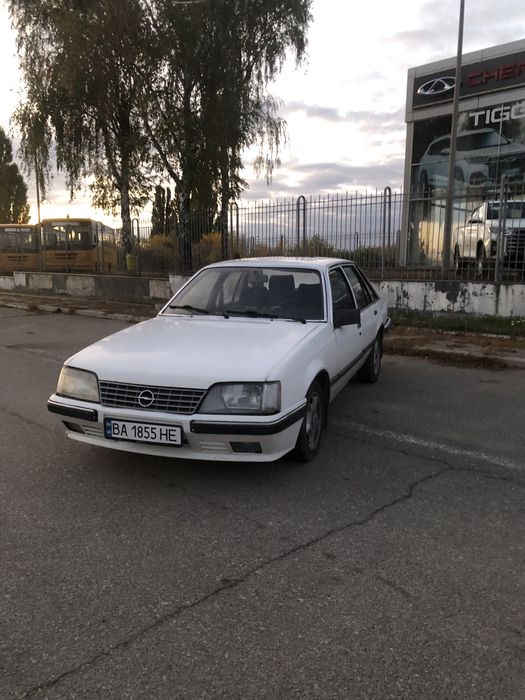 Редкий Opel Senator A2 Рестайлинг | 1984