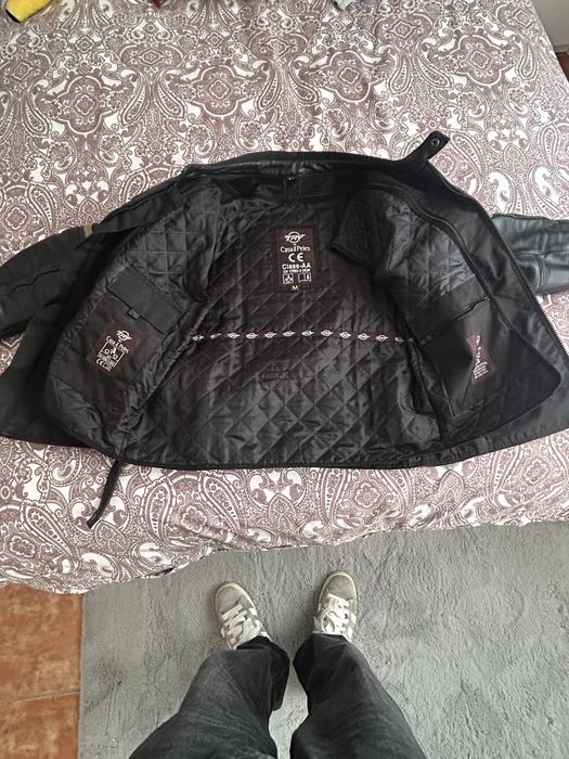 Casaco de pele para mota