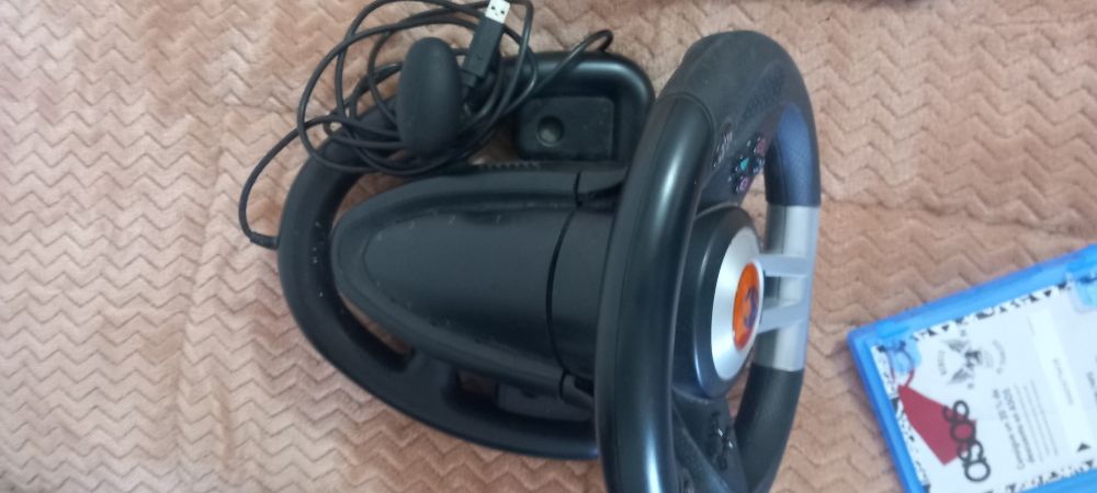 Volante e pedais para ps4 e jogo need for speed