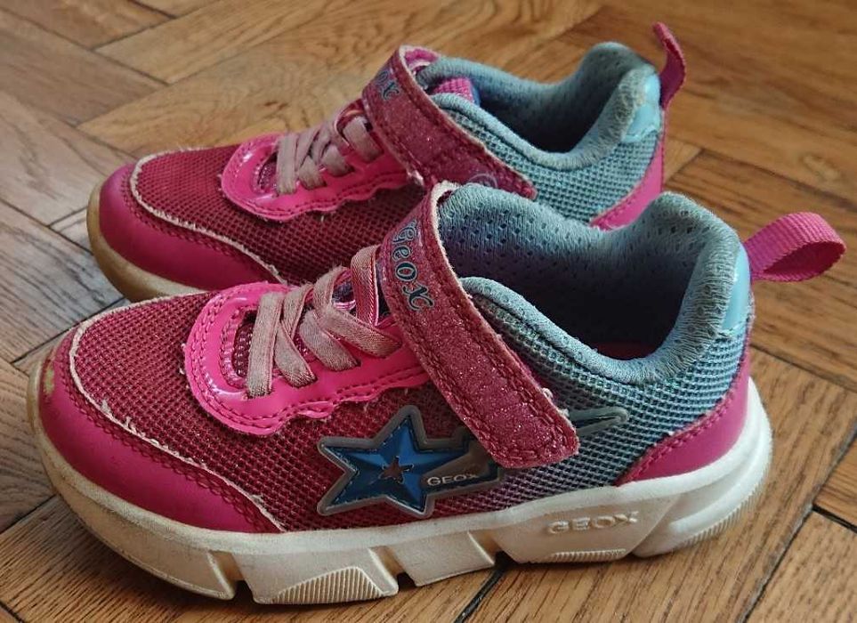 Buty GEOX dla dziewczynki rozmiar 25 świecące