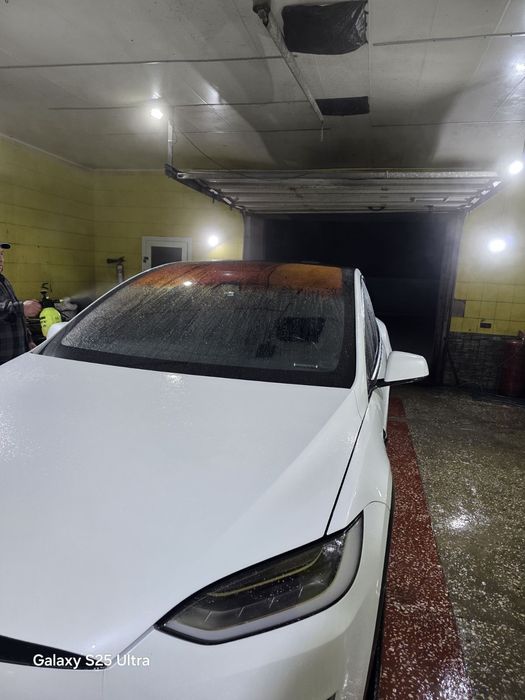 Продаж Tesla model X  100D