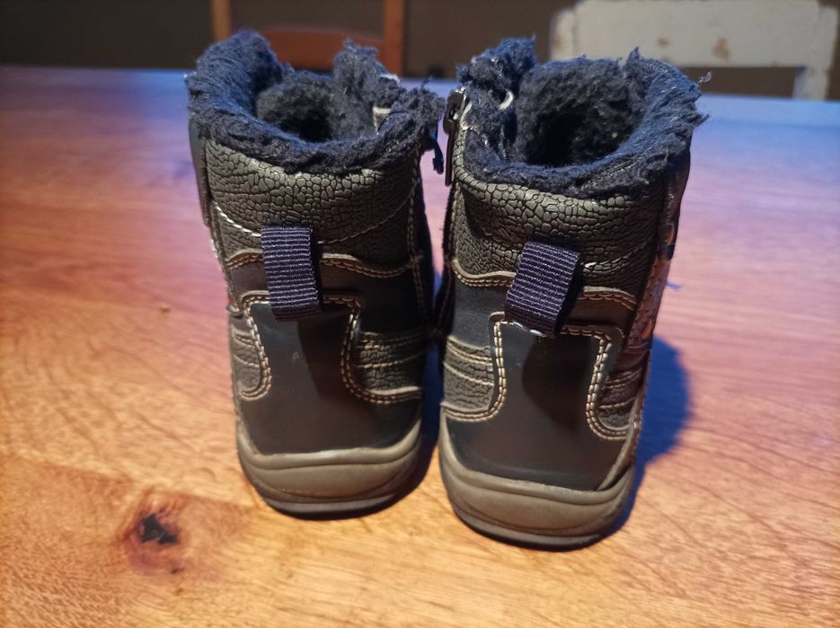 Buciki zimowe rozmiar 26 wkładka 16cm