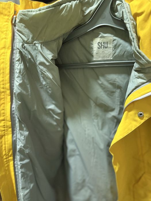 Продам уживану куртку-дощовик SHU з підстібкою розмір M