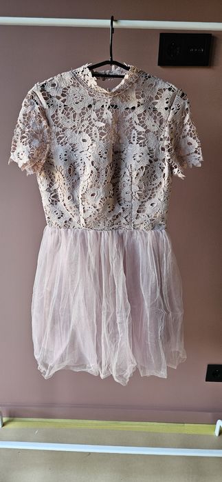 Piękna sukienka Chi Chi London rozmiar M