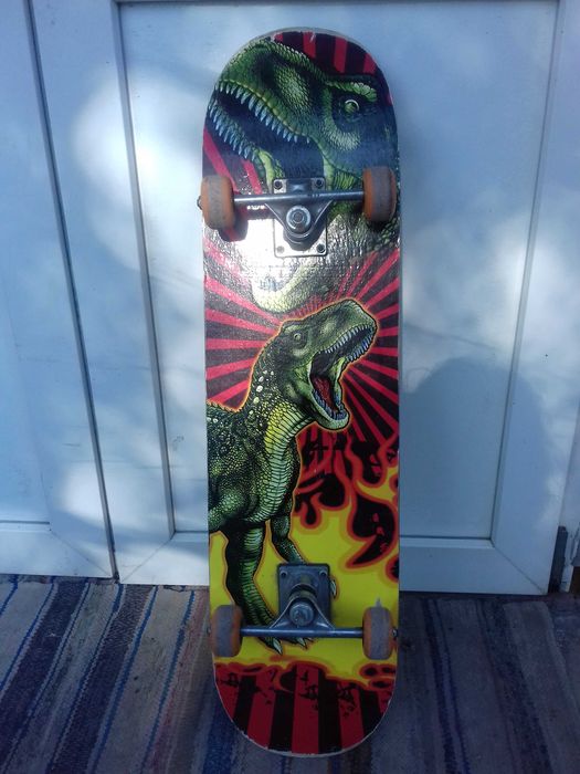 Скейт, скейтборд