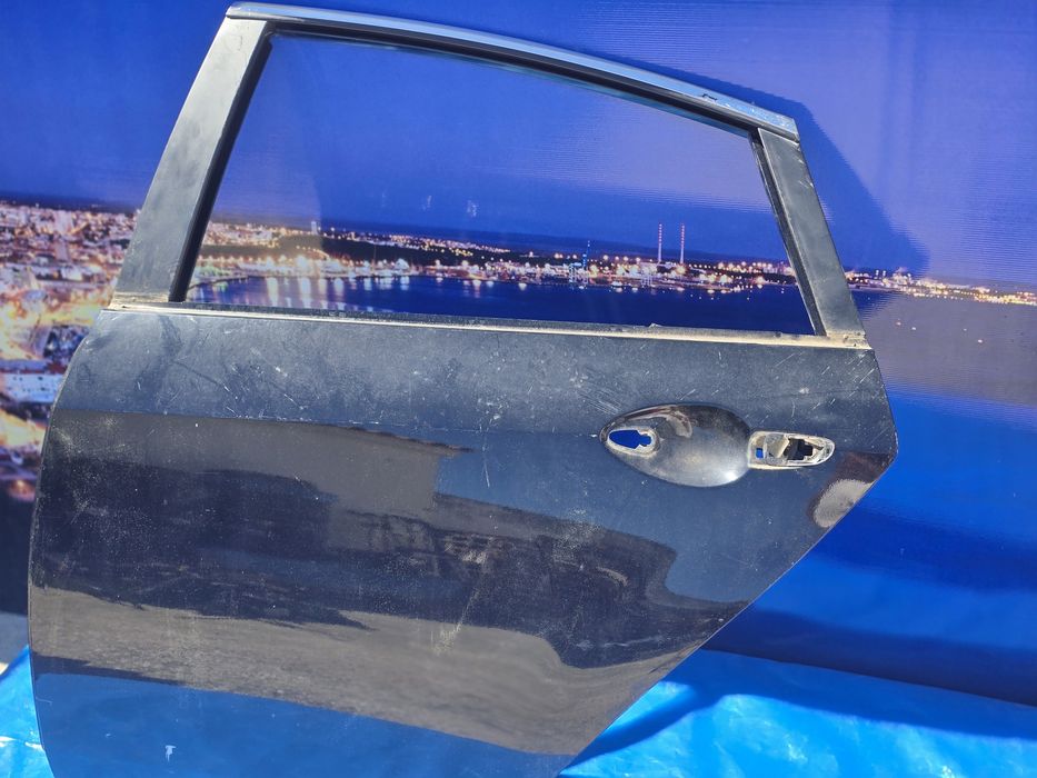 Porta traseira esquerda Mazda 6 2009-1012 EPC OEM