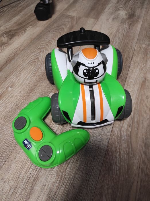 Машинка-трансформер на управлении "RoboChicco"