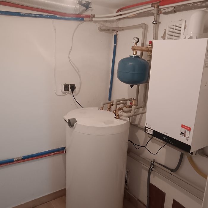 Hydraulik  , Serwis Pieców Gazowych 24/7 ,kotły gazowe, wymiana