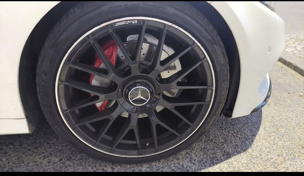 Mercedes-Benz AMG C 180D S205