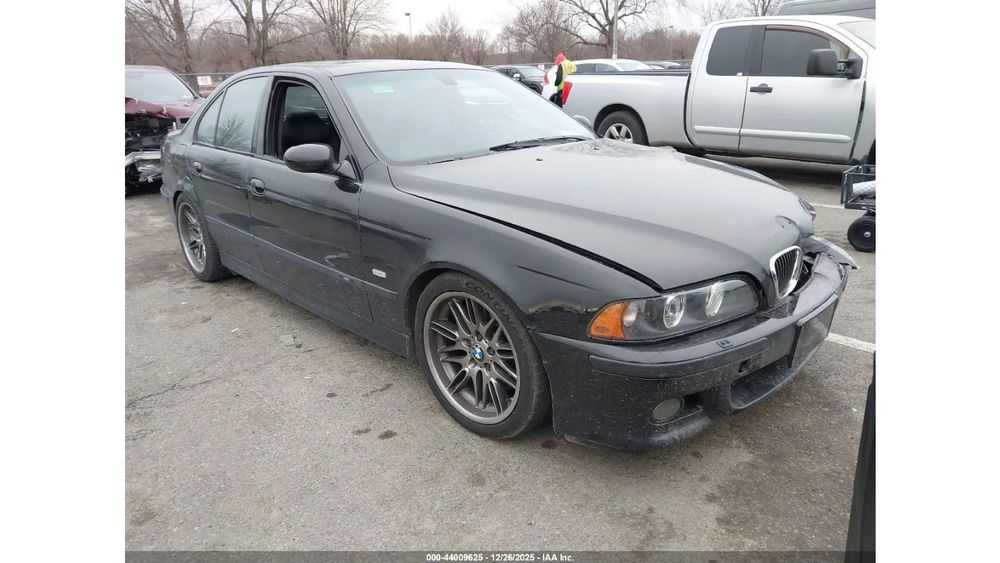 BMW M5 / 5.0 400KM / Manual / niski przebieg /