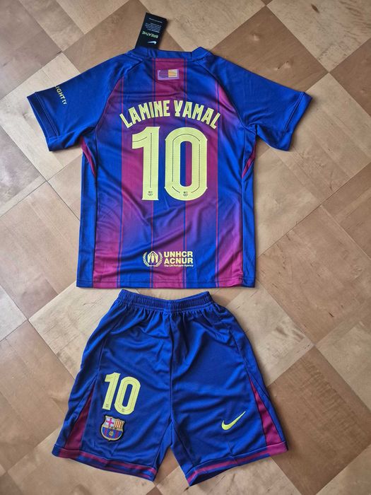 Nike Strój piłkarski Lamine Yamal rozm. 134 FC Barcelona