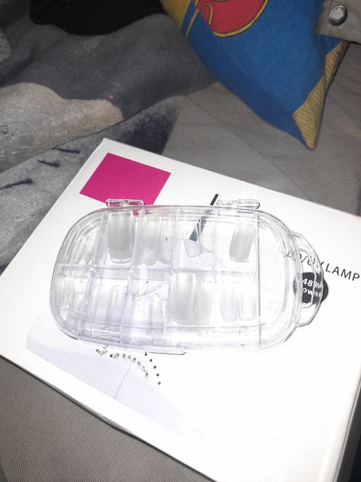 Продам манікюрний набір.