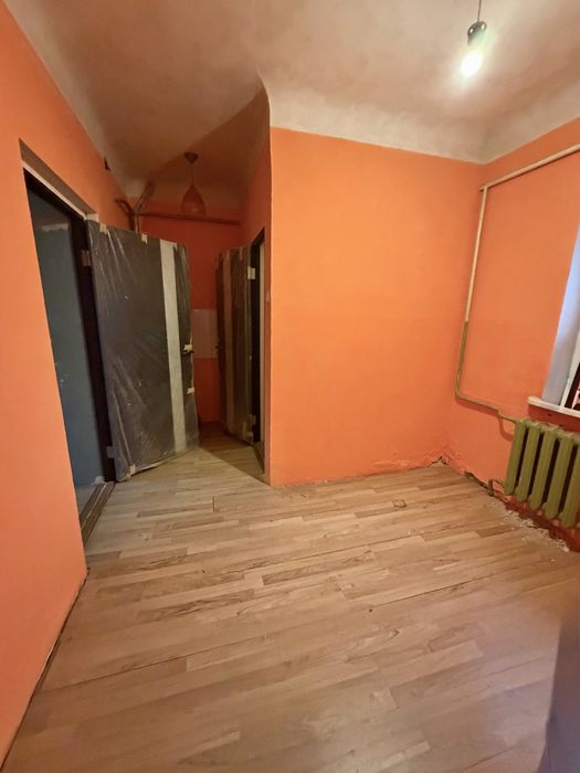 Продам пів будинку район Ковельськоії