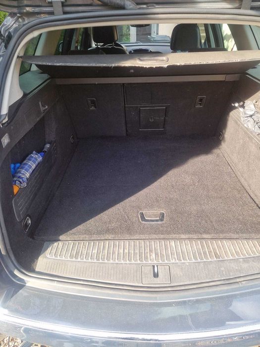 Opel Astra J 1,6 136 KM