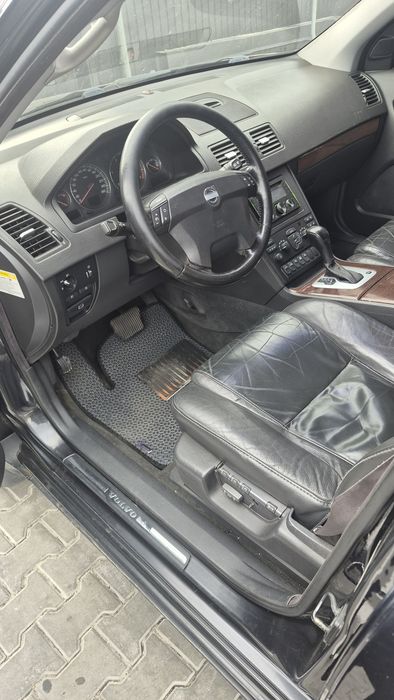 Volvo XC 90 2003