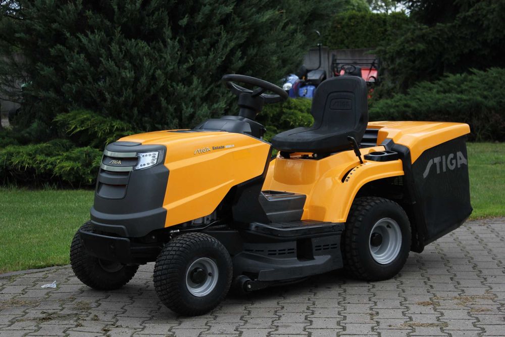 Stiga 3084 H Estate TRAKTOREK Kosiarka