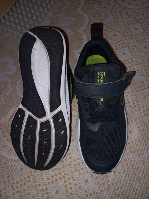 Sapatilhas Nike 30