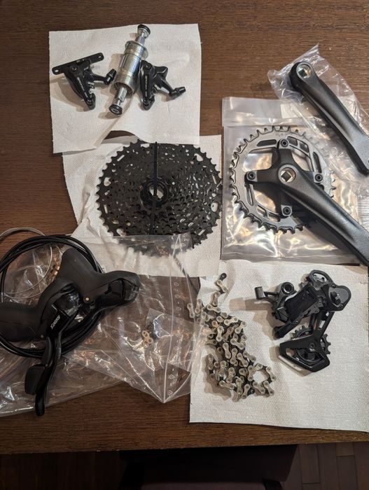 Kompletna grupa microSHIFT AdventX  szosa gravel