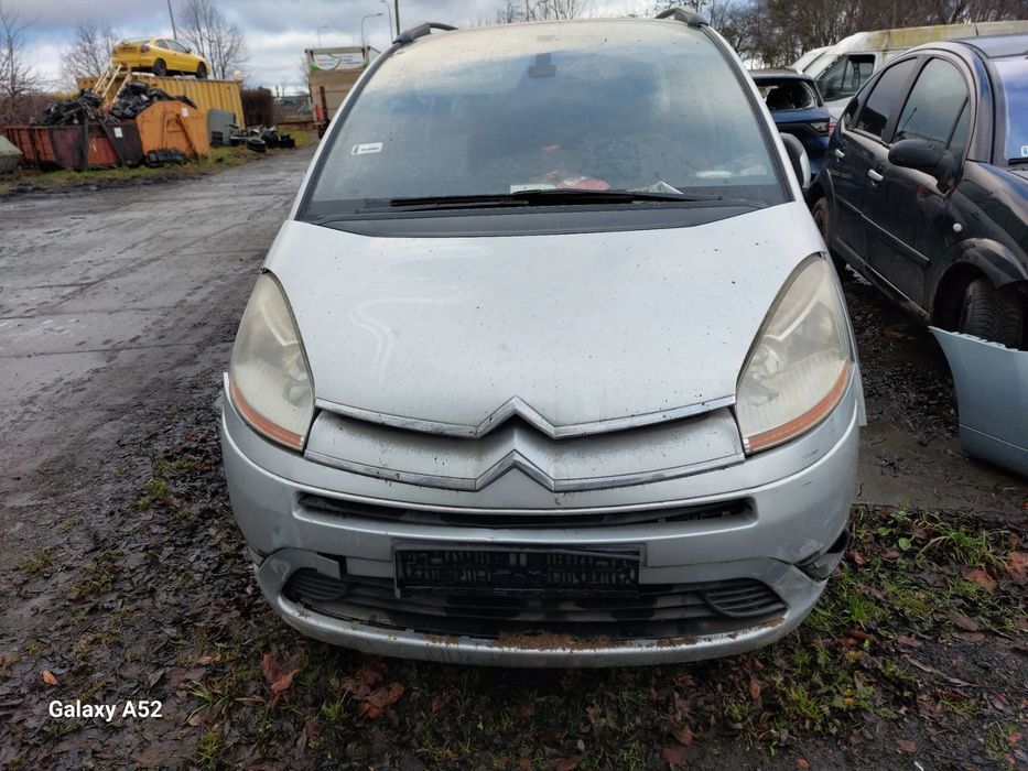 Zderzak CITROEN C4 PICASSO 08R. maska,lampy,drzwi,klapa.....