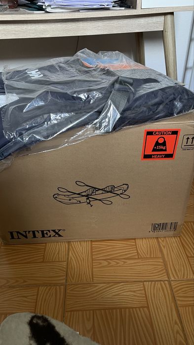 Caiaque Intex Explorer K2 + Colete Helly Hansen NOVOS