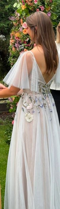 Suknia ślubna z kolorowymi kwiatami Amy Love Ajo