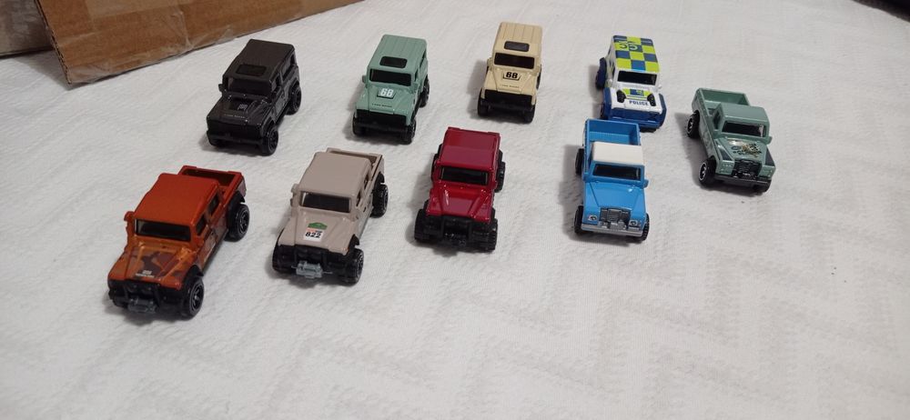 Miniaturas  Land Rover   Hotwheels