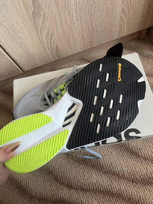 Бігові Кросівки Adidas Adizero Boston 12