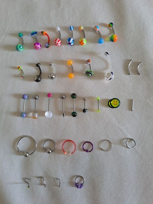 Piercings de vários tipos