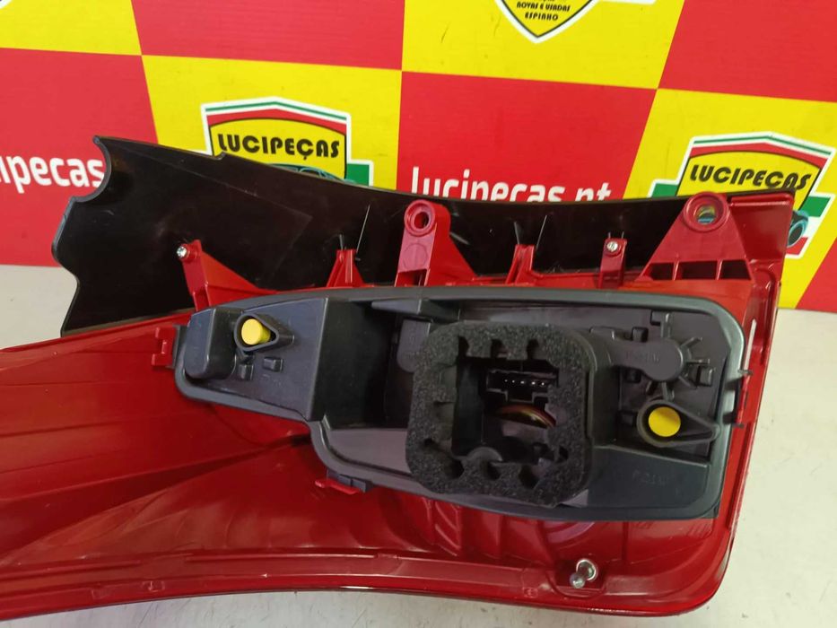 Farolim direito PEUGEOT 308 SW, de 2007 a 2014 l 141907