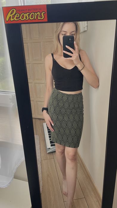 Nowa spódnica obcisła elegancka khaki XS