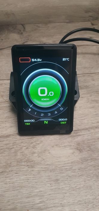 Комплект Kunteng: контроллер 48V 30A + цветной дисплей + ручка газа (новый)
9702
1