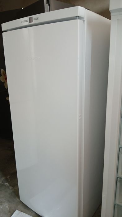 Холодильник Bosch   KG N 39uw    б/в