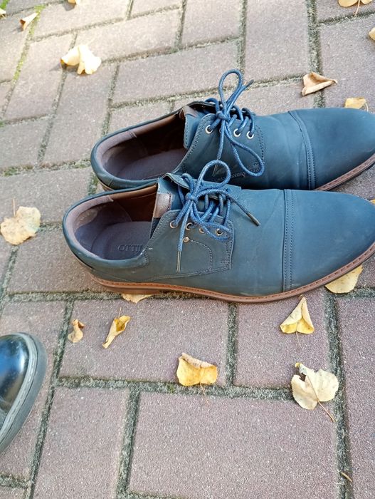 2 pary butów rozmiar 46-46,5.