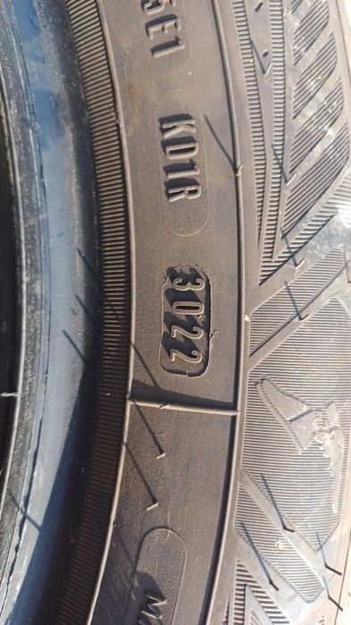 Goodyear vector 4Seasons Gen-3 205/55R17 95V