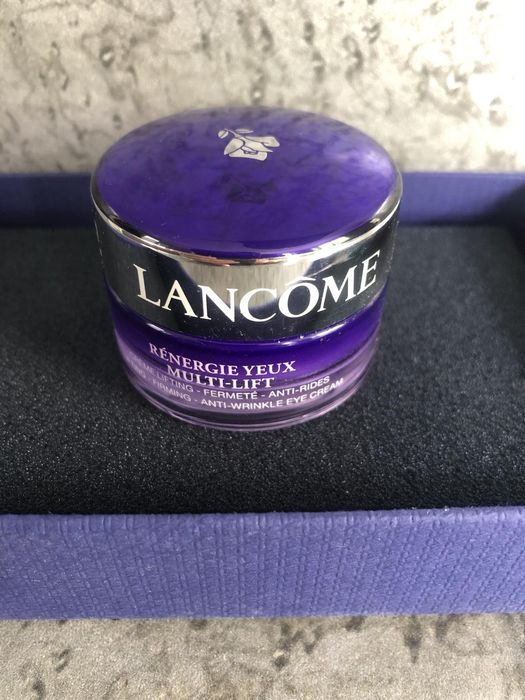 Vichy Dercos засіб проти випадіння волосся для жінок в ампулах по 6ml.